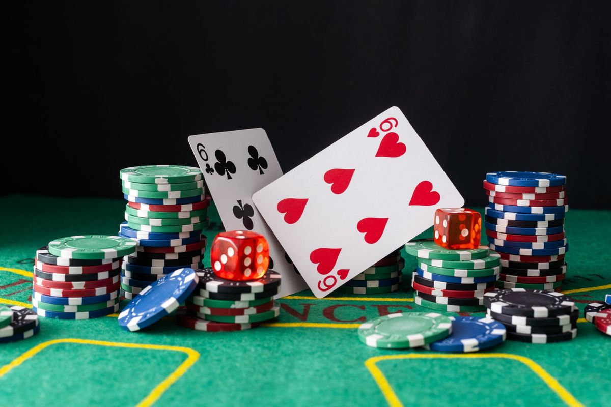 Trada Casino کیسینو میں پوکر گیمز